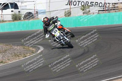 media/Apr-20-2025-AHRMA (Sun) [[393a79c373]]/Race/group 10 early race/Turn 4b/